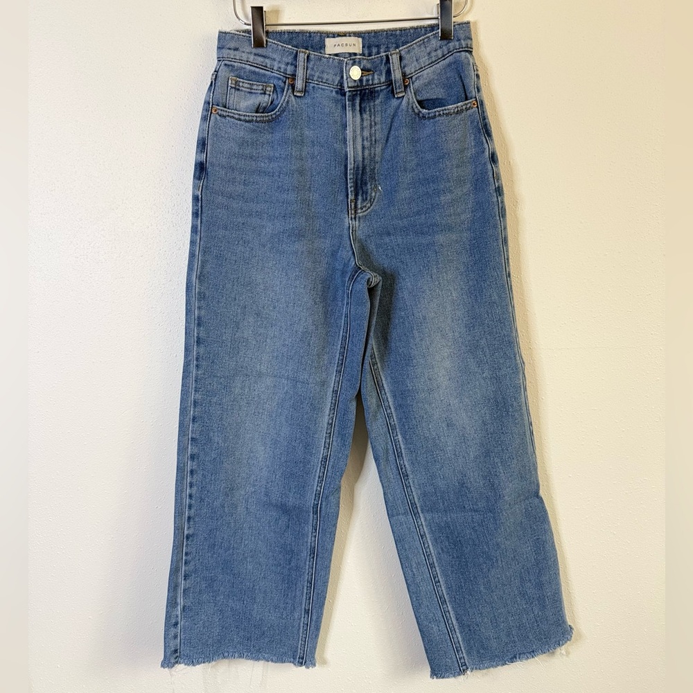 PacSun Light Wash High Rise Wide Leg Crop Jeans Raw Hem Size 25